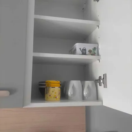 T2 Meuble Situe A 54970 *