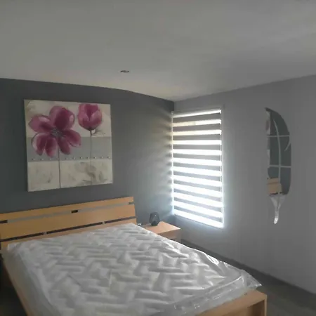 T2 Meuble Situe A 54970 * Landres