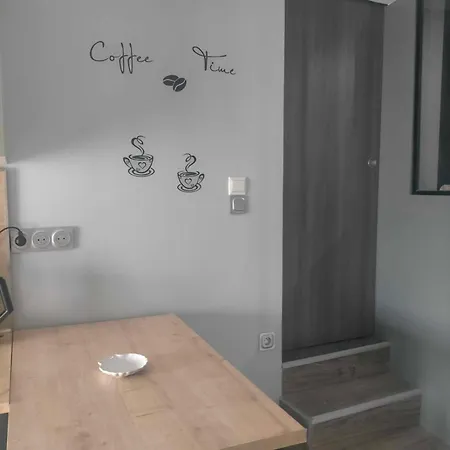 Apartment T2 Meuble Situe A 54970