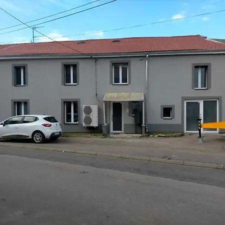 T2 Meuble Situe A 54970 *